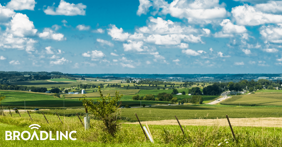 The Top 8 Options For Getting In The Middle Of Nowhere Broadlinc